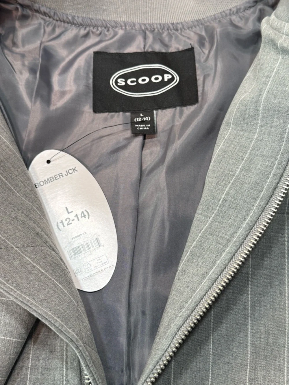 Scoop New with Tags Gray Pinstripe Pleated Skirt Size 8 & Jacket Size 12 Set - Picture 4 of 12